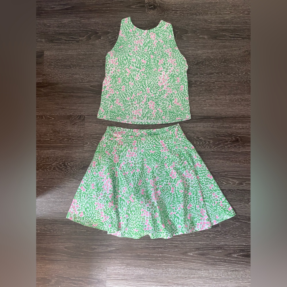 Fabletics Green and Pink Floral Two-Piece Active Set